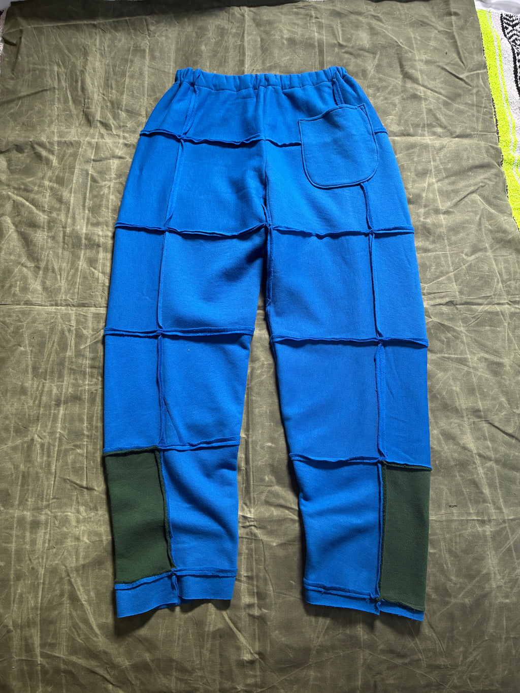debo sweatpant 001