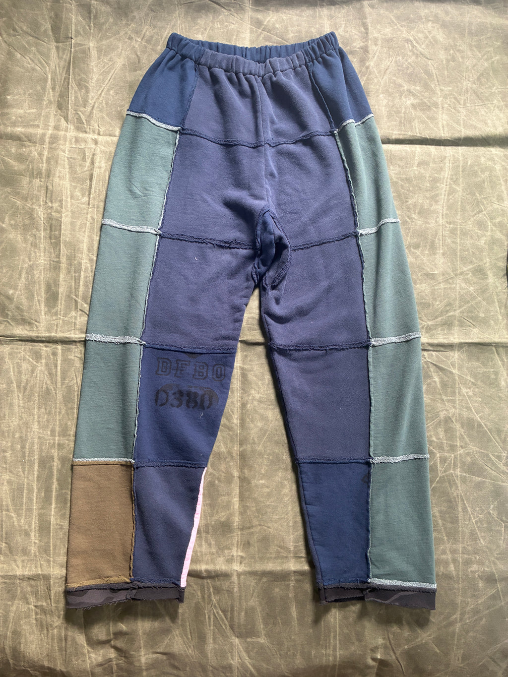 debo sweatpant 010